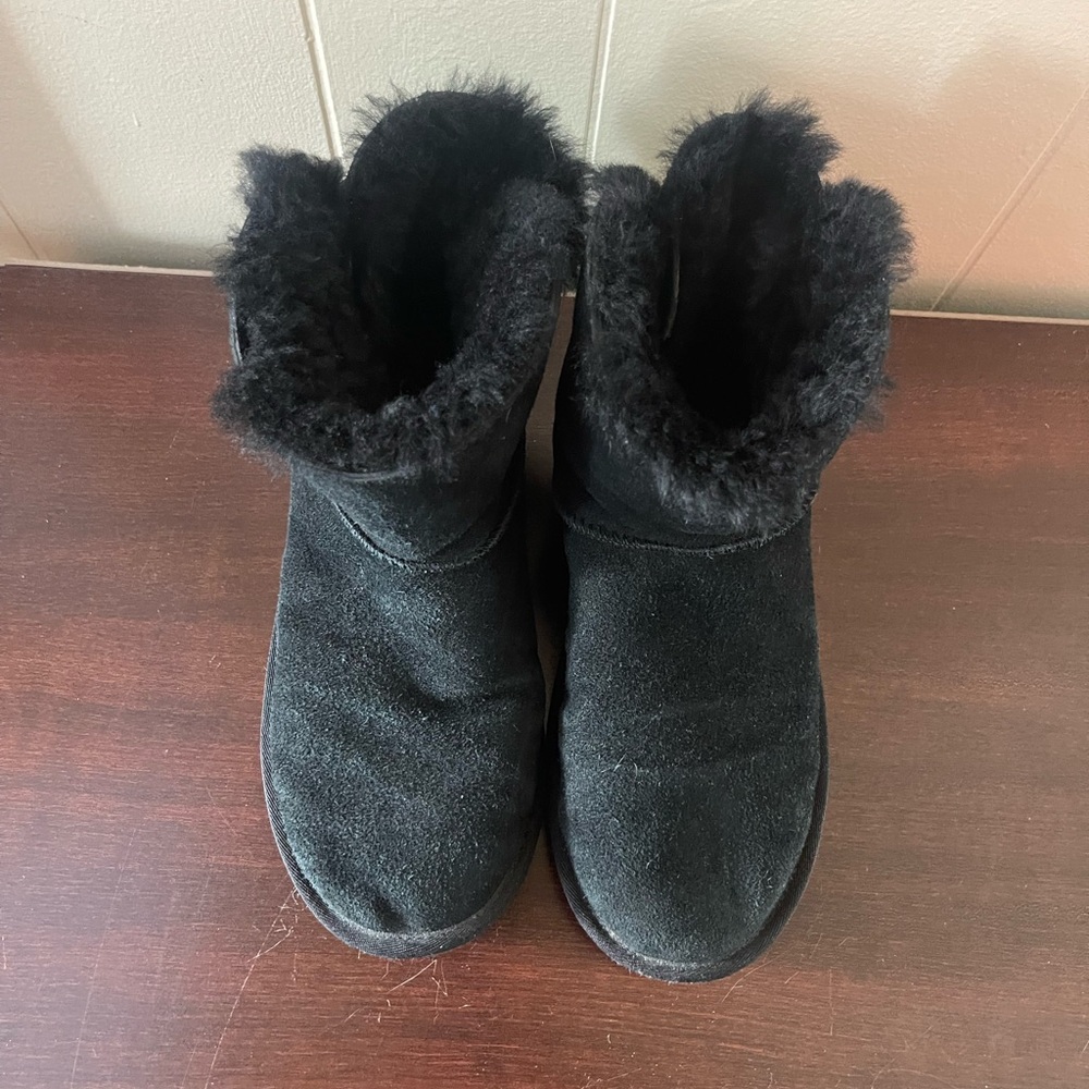 Like New, Women’s Koolaburra By Ugg Black Boots Size 7